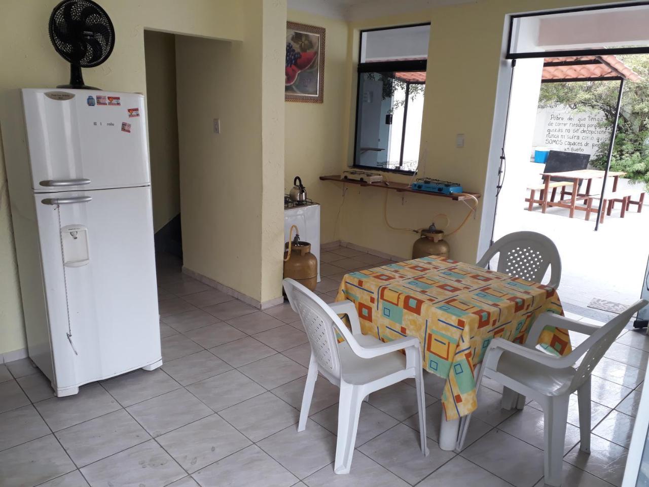 Hostel Quintal Da Sereia Салвадор Екстер'єр фото